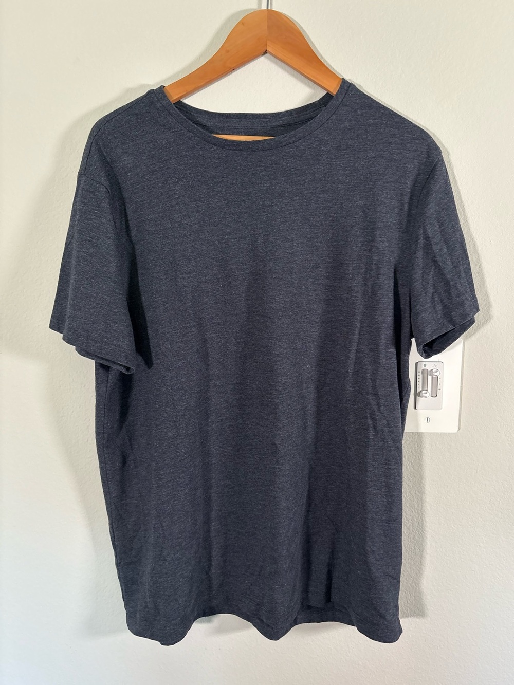 Men's Classic Crew Neck T-Shirt - Dark Charcoal